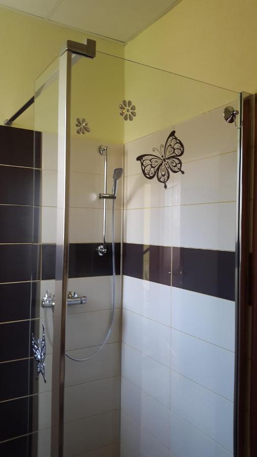 Apartmán Ella - Tábor -CZ - U stadionu míru 1735 Exterior foto